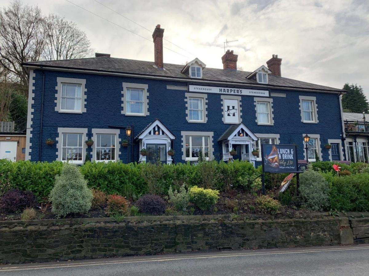 Harper'S Steakhouse With Rooms, Haslemere Esterno foto