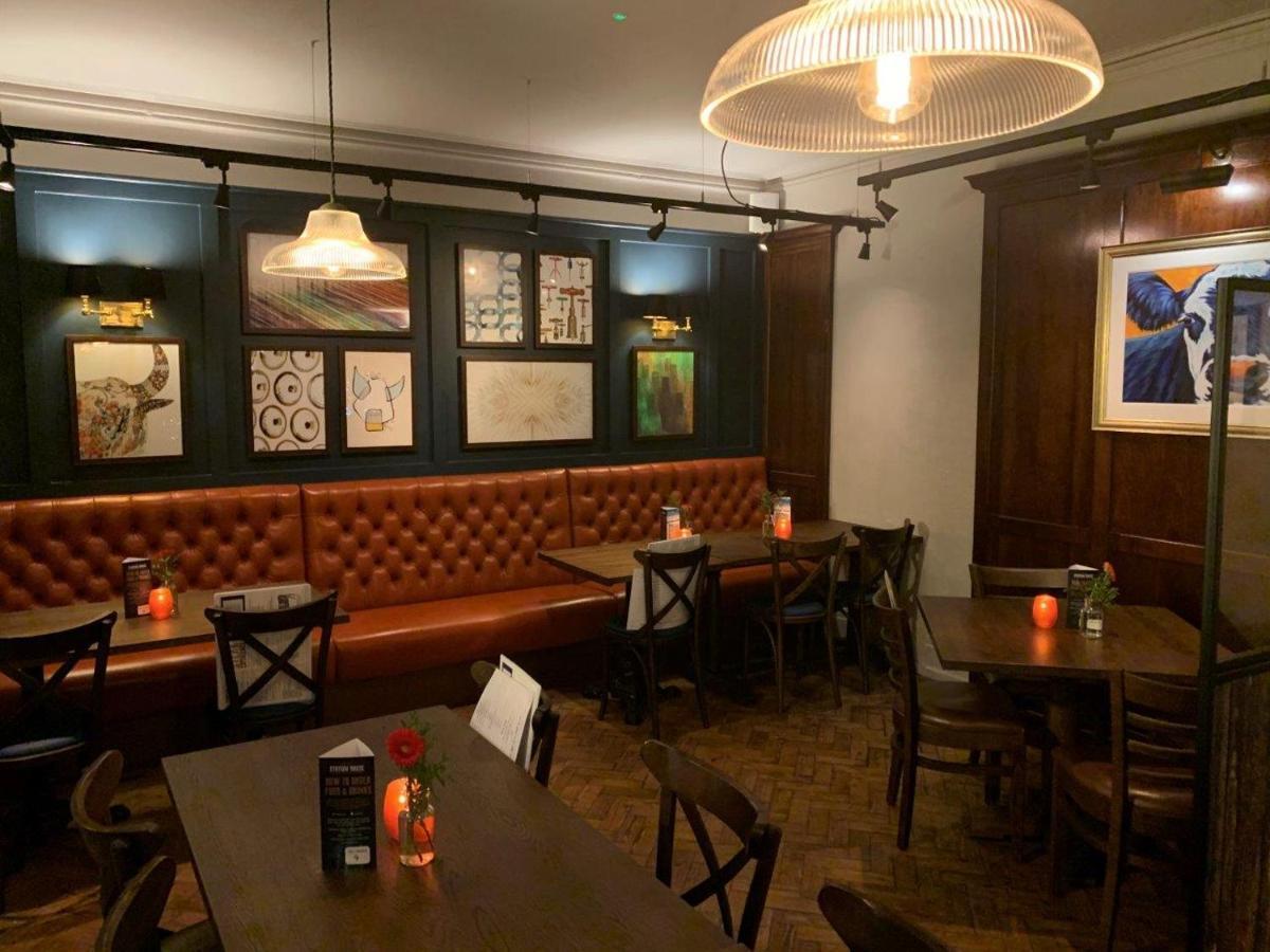 Harper'S Steakhouse With Rooms, Haslemere Esterno foto