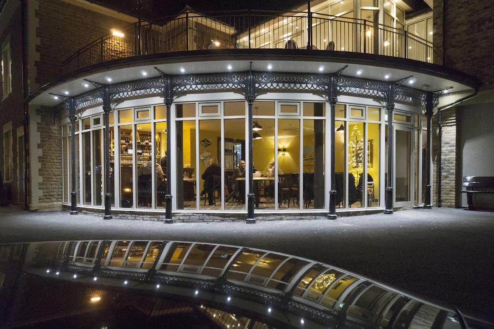 Harper'S Steakhouse With Rooms, Haslemere Esterno foto